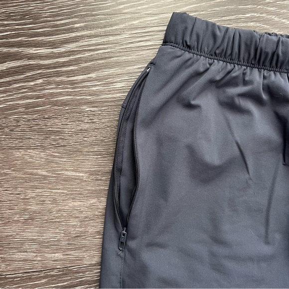 Fabletics One Athletic Shorts - Picture 3 of 7
